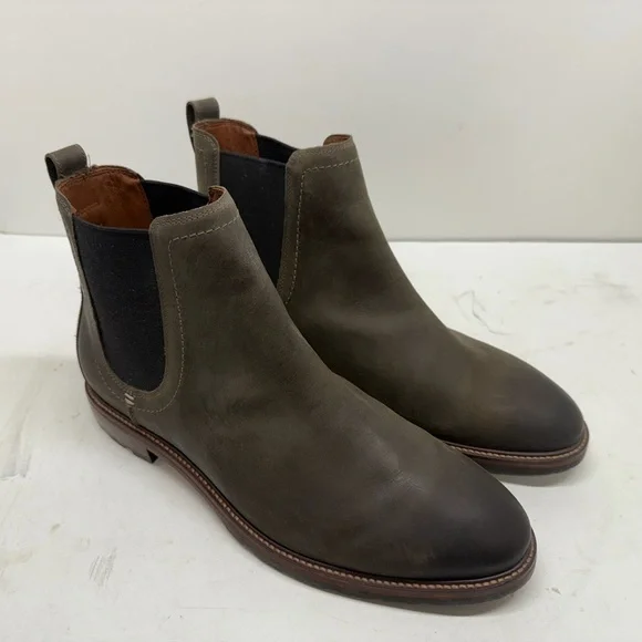 Brand new COLE HAAN Men\'s Brown Chelsea Boots size 10 1/2 Men main image 3